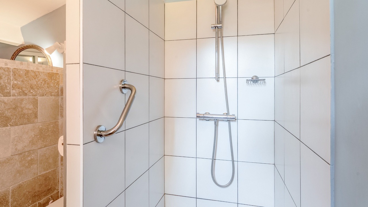 Photo of Bathroom in Lagarde Pareol