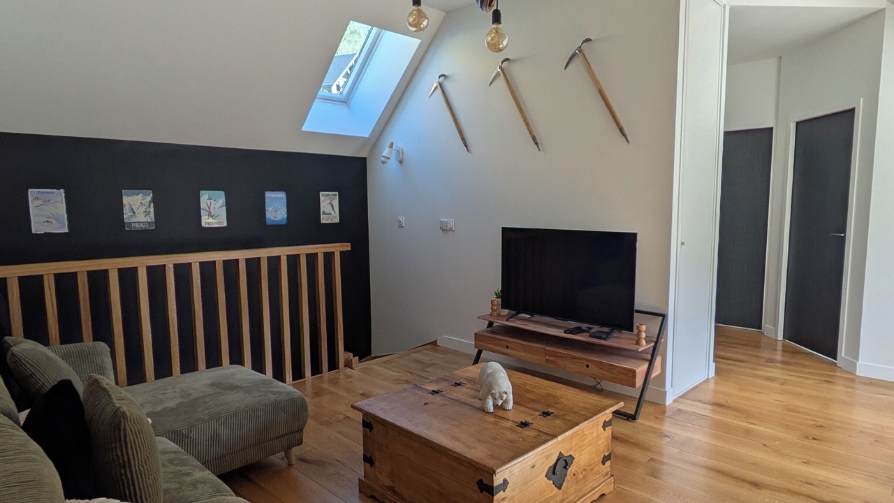 Photo of Livingroom in Guchan