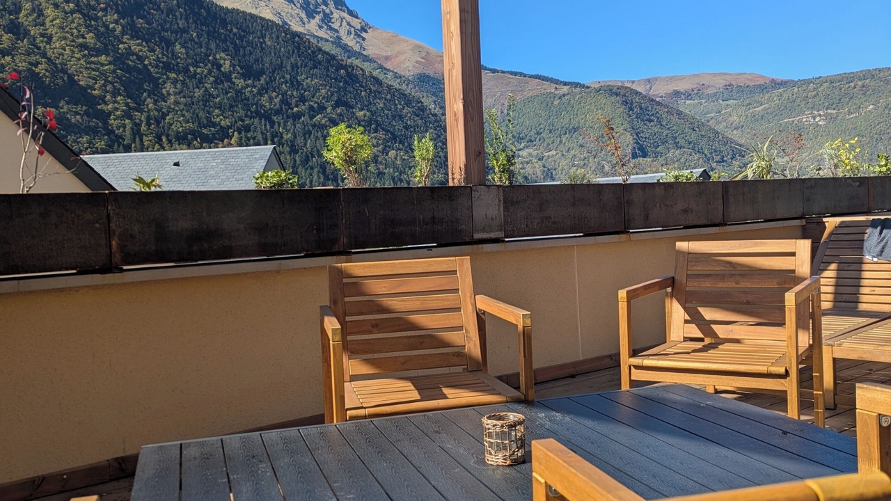 Photo of Patio Balcony in Guchan