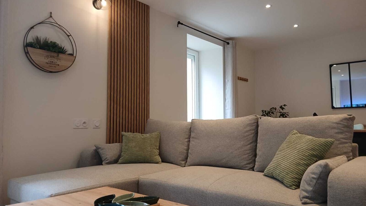 Photo of Livingroom in Saint-Georges-de-Luzencon