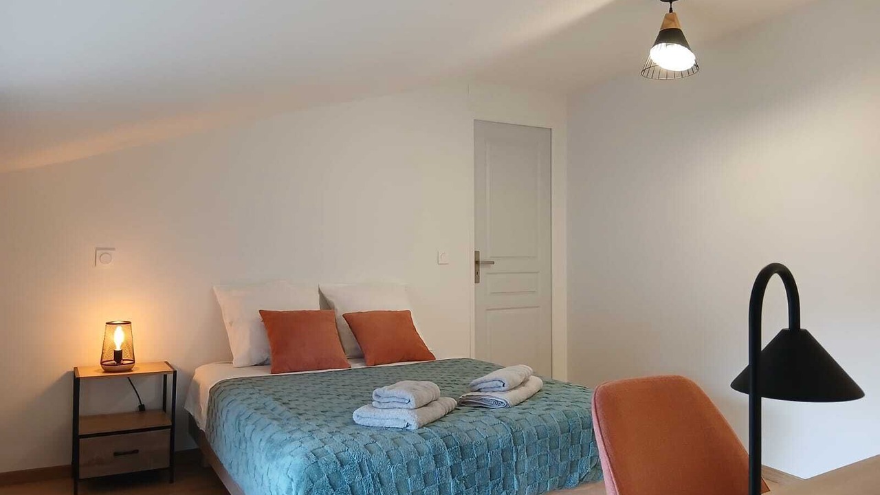 Photo of Bedroom in Saint-Georges-de-Luzencon