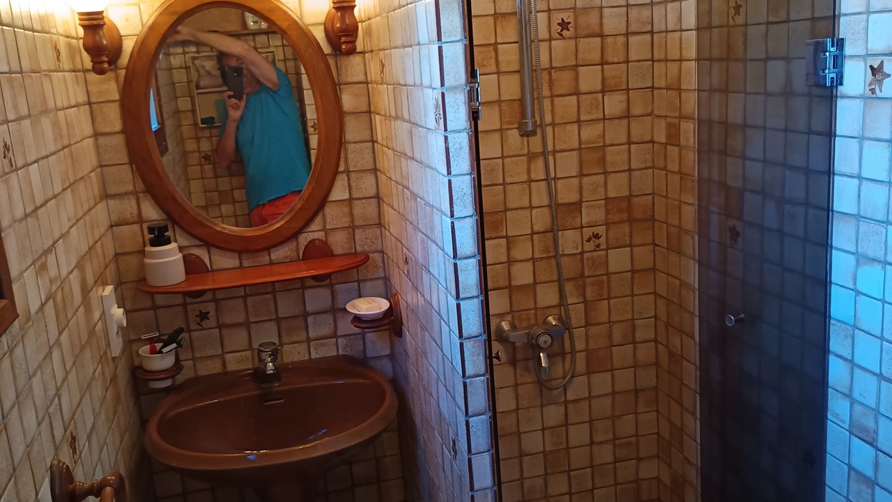 Photo of Bathroom in La Jetee