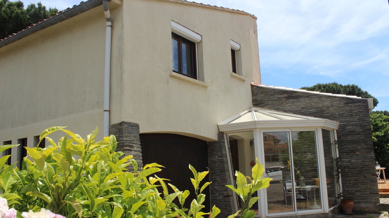Photo of Outdoor in La Jetee