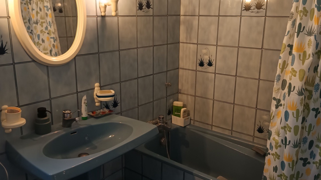 Photo of Bathroom in La Jetee