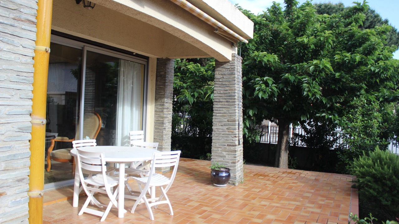 Photo of Outdoor in La Jetee