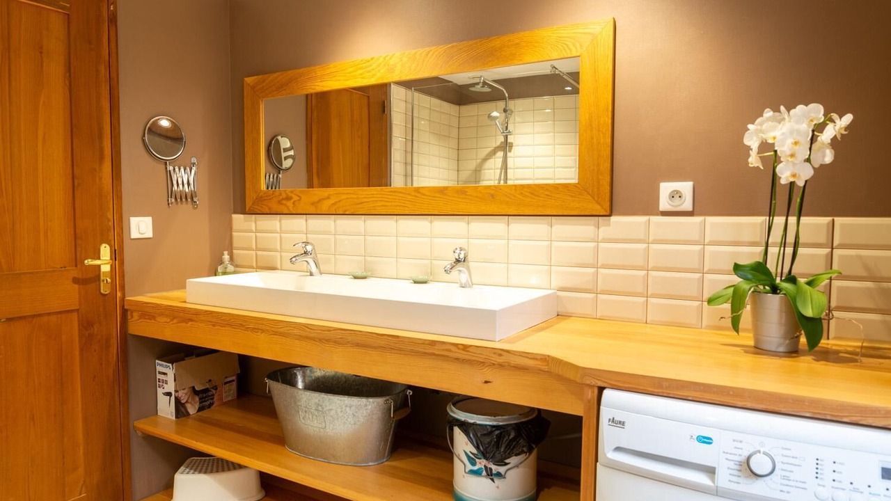 Photo of Bathroom in Ispagnac