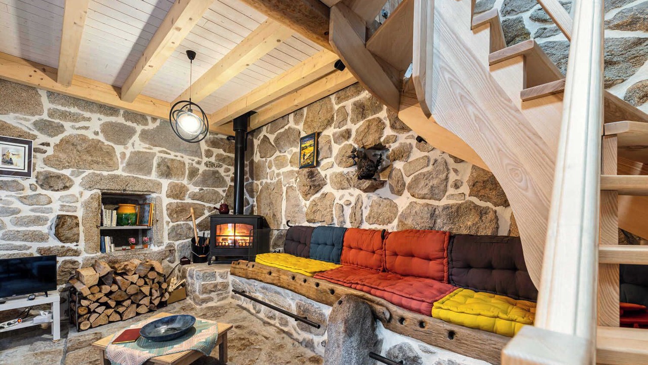 Photo of Livingroom in Fraissinet-de-Lozere