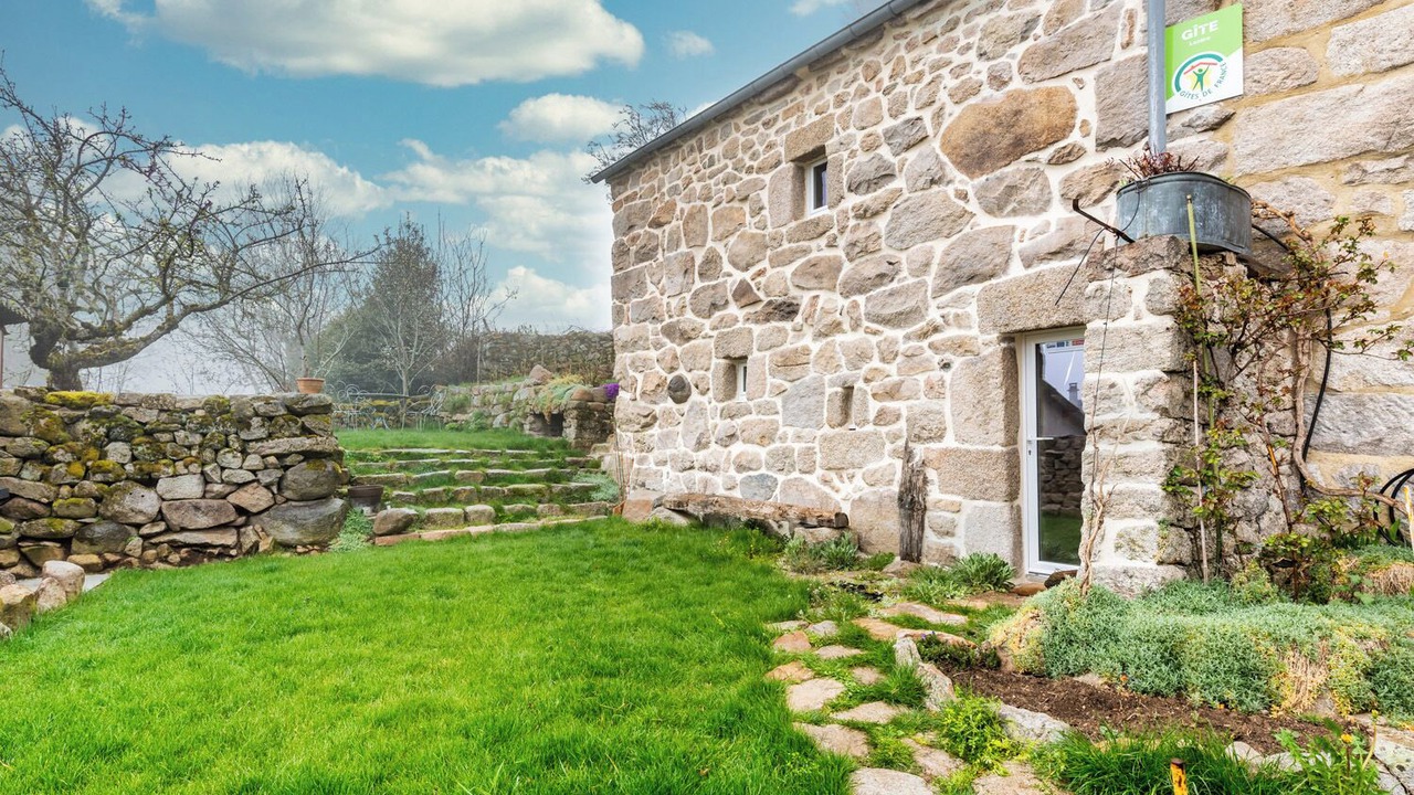 Photo of Outdoor in Fraissinet-de-Lozere