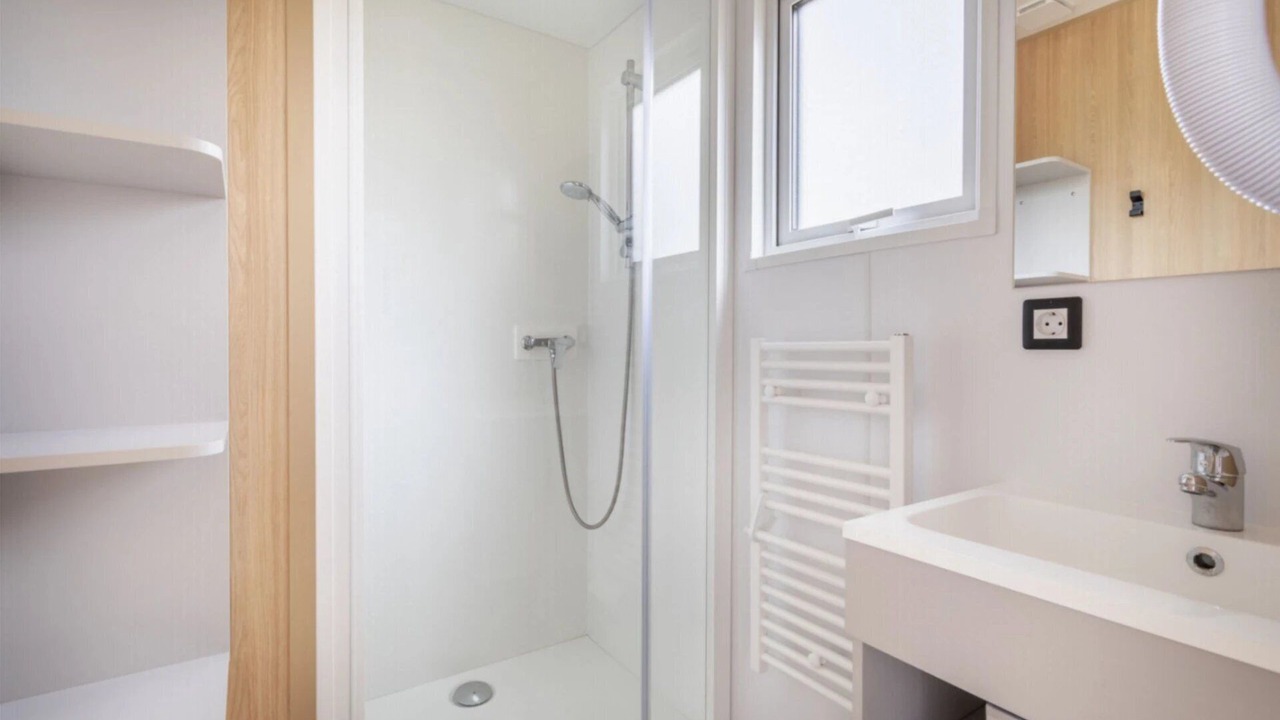 Photo of Bathroom in Boisset-et-Gaujac