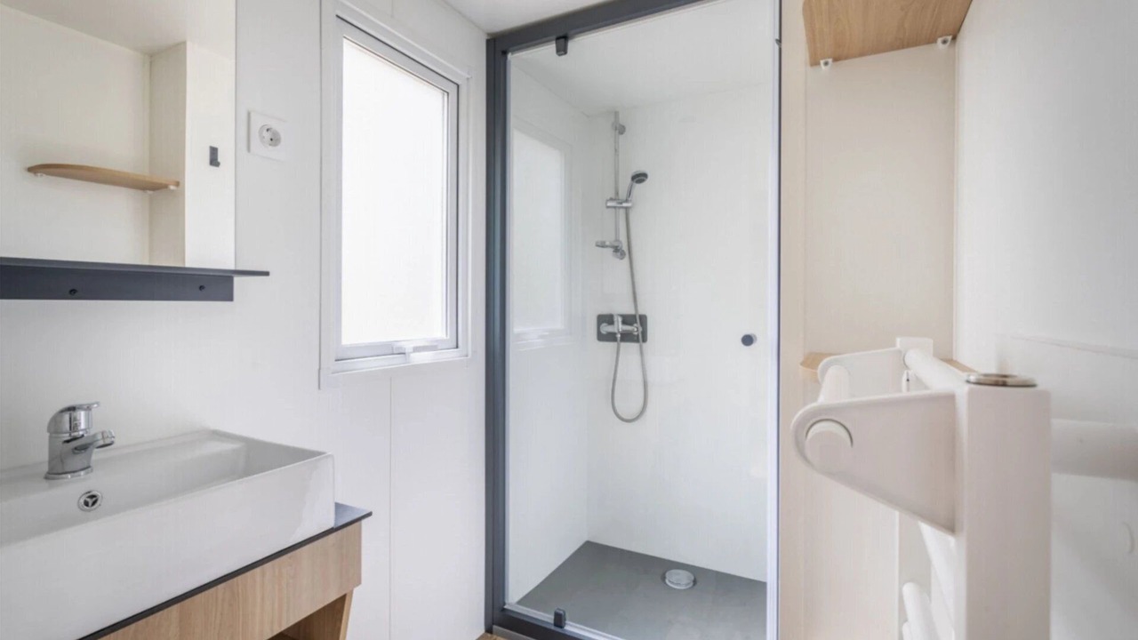 Photo of Bathroom in Boisset-et-Gaujac