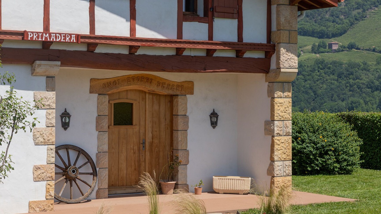 Photo of Outdoor in Ascarat