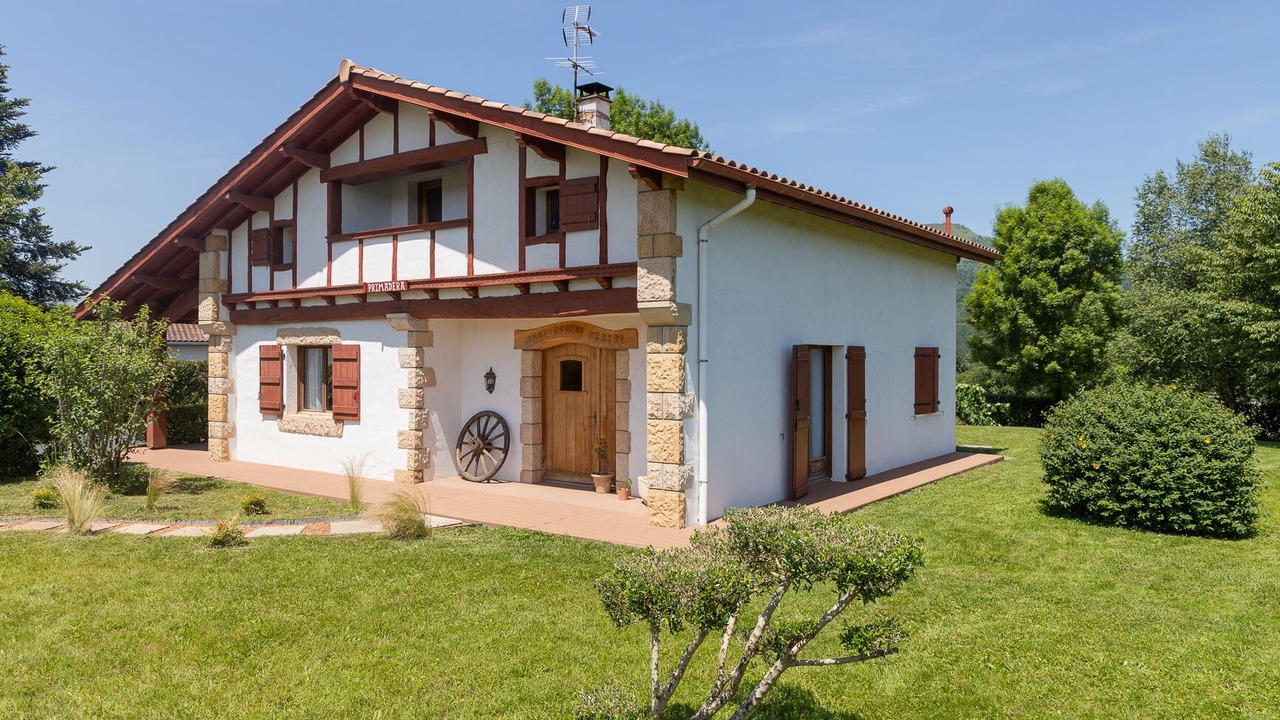 Photo of Outdoor in Ascarat