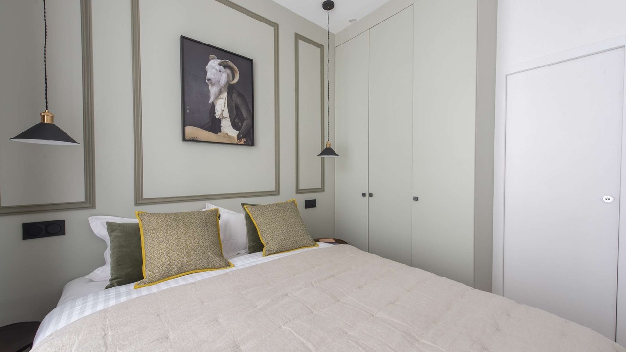 Photo of Bedroom in 2nd Arrondissement