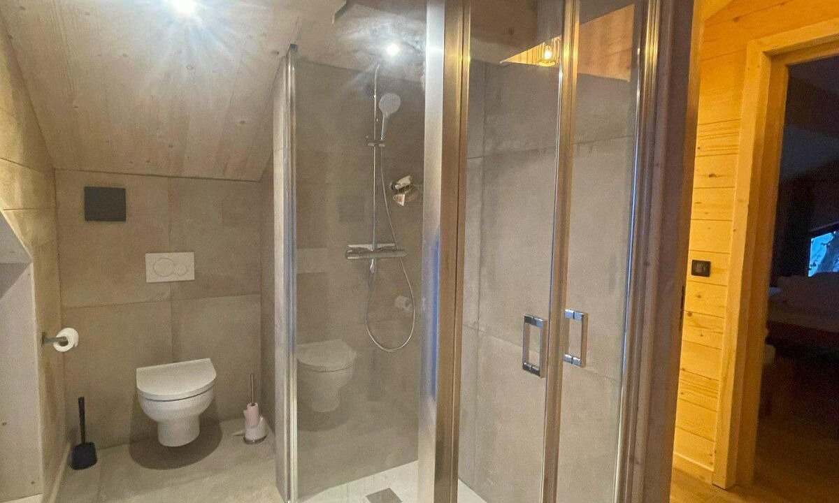 Photo of Bathroom in Nancroit