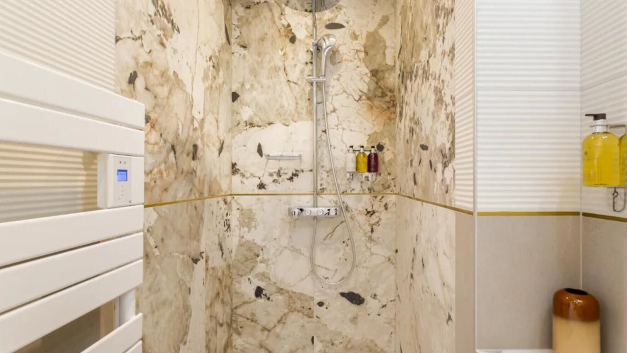 Photo of Bathroom in Vivienne
