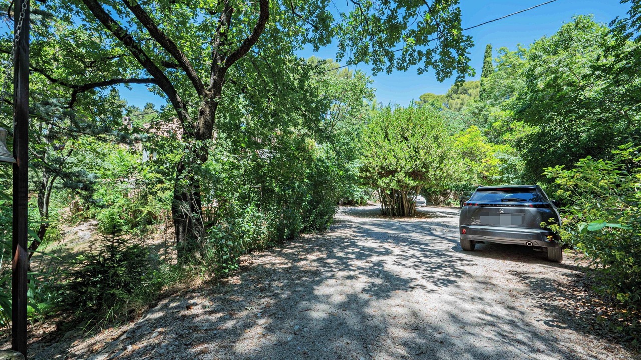 Photo of Outdoor in Est