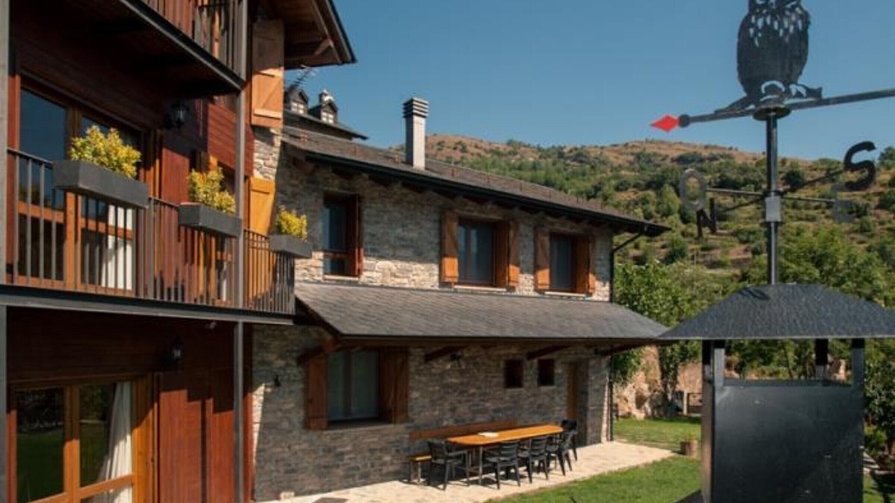 Photo of Outdoor in Sort