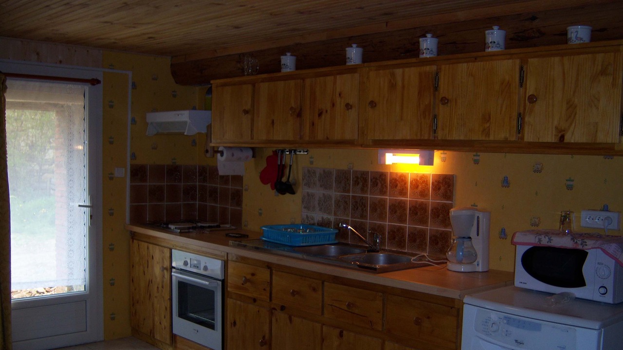 Photo of Kitchen in Saint-Privat-du-Dragon