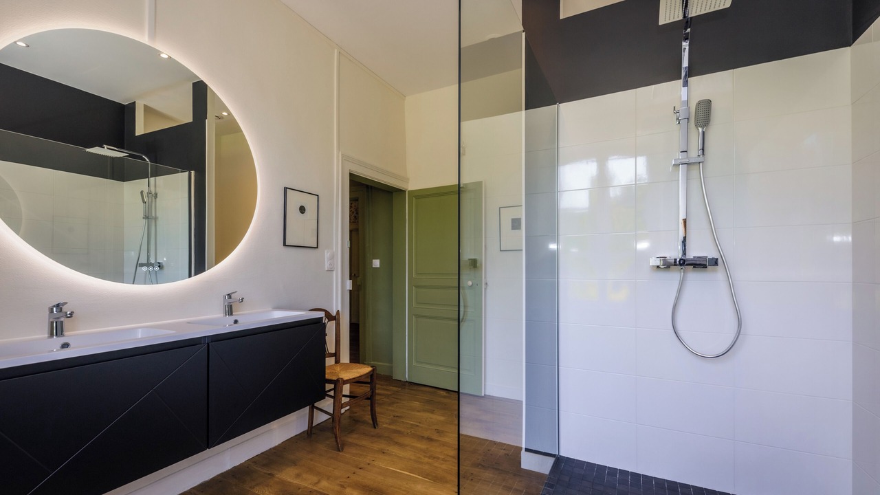Photo of Bathroom in Vicq-sur-Breuilh