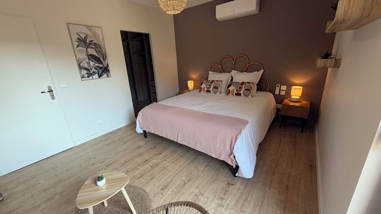 Photo of Bedroom in Condillac