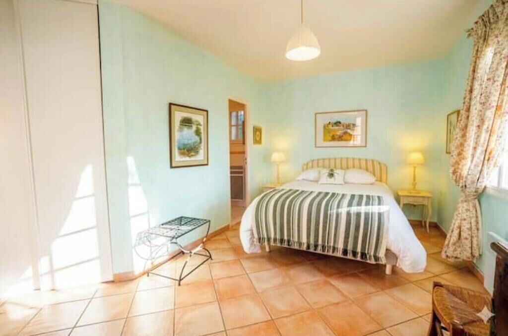 Photo of Bedroom in Ollioules
