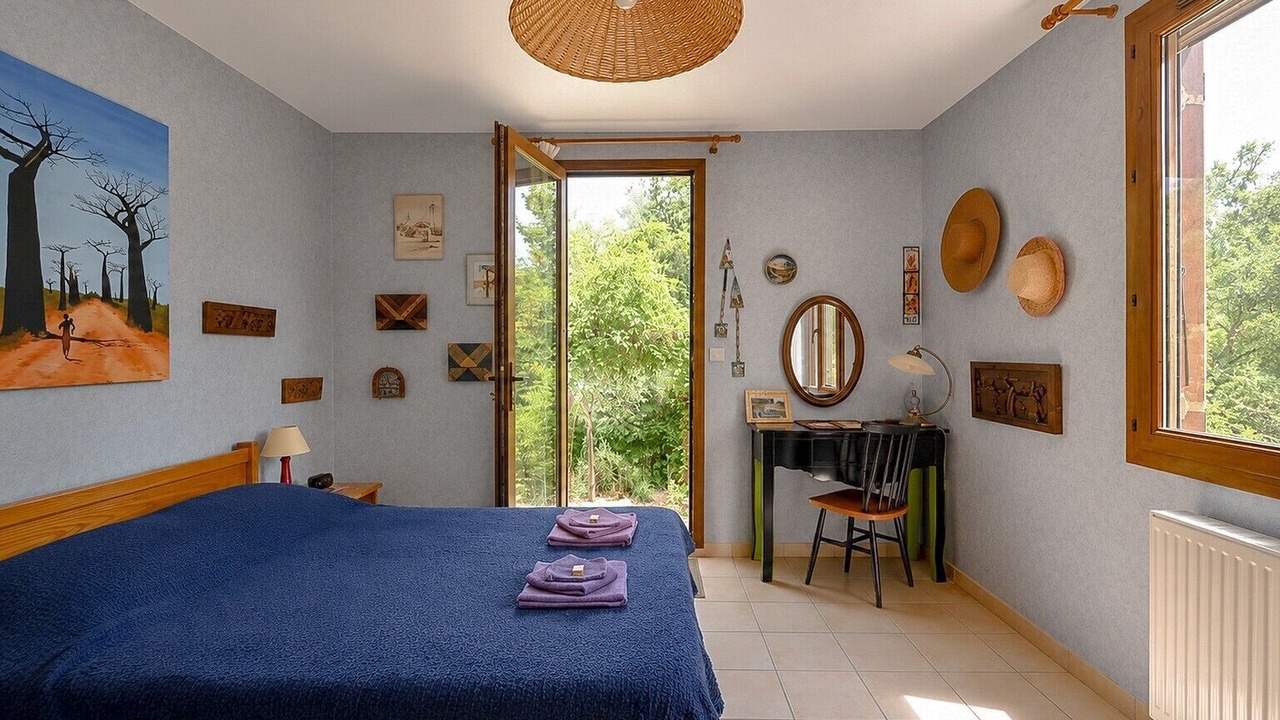 Photo of Bedroom in Bouc-Bel-Air