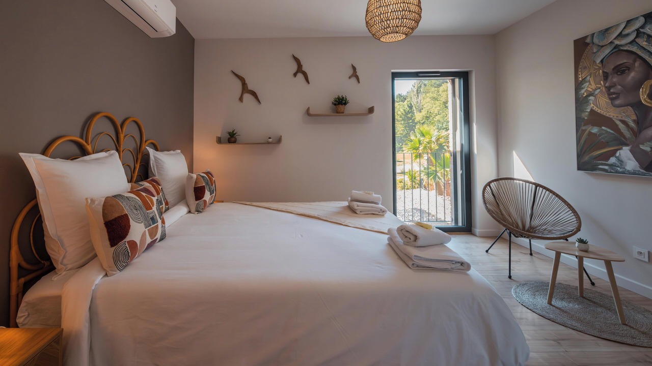 Photo of Bedroom in Condillac
