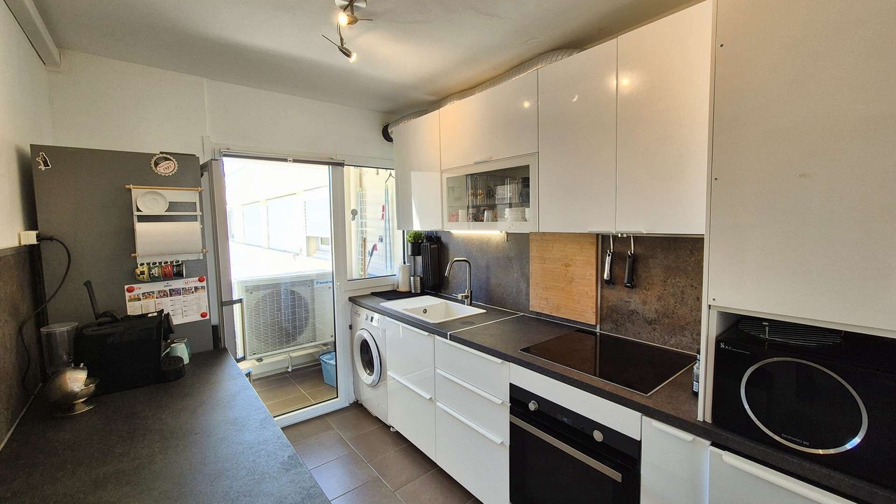Photo of Kitchen in Saint-Mandrier-sur-Mer