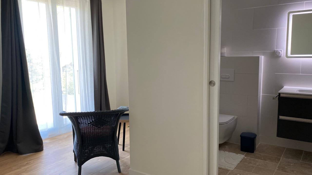 Photo of Bathroom in Beauregard-Baret