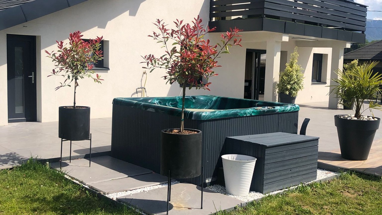 Photo of Patio Balcony in Chavanod