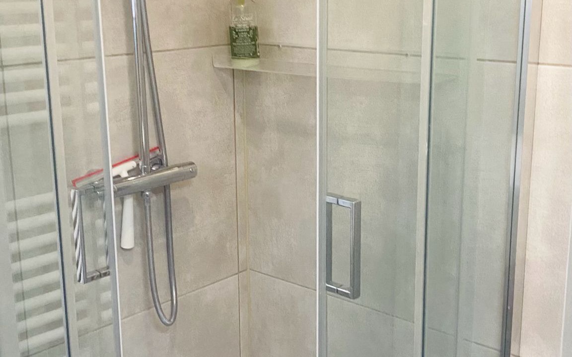 Photo of Bathroom in Lanet