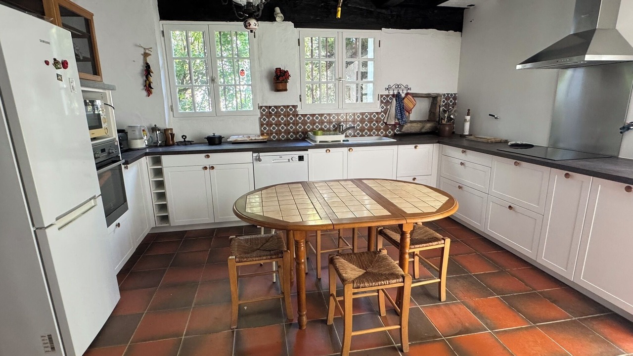 Photo of Kitchen in Sare