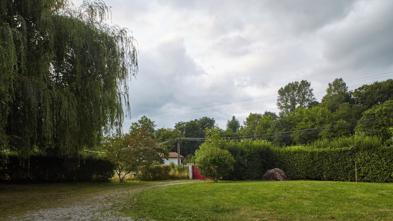 Photo of Outdoor in Sare