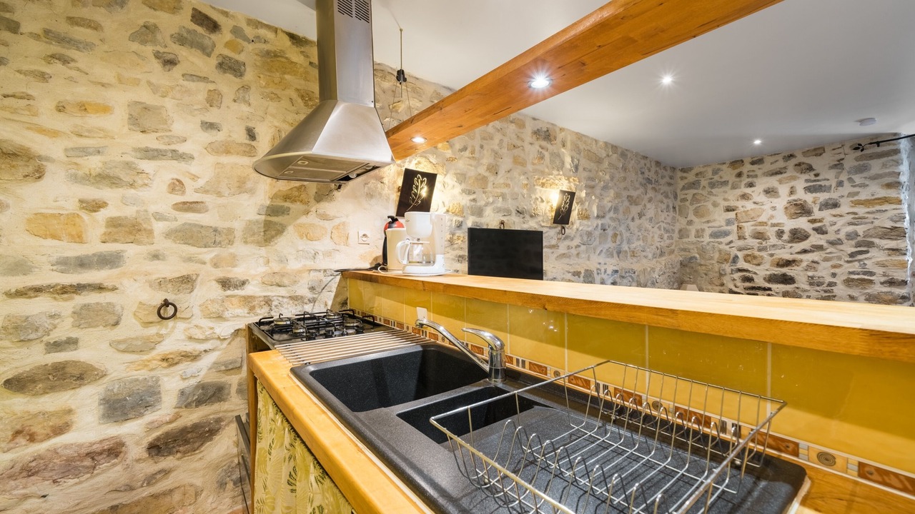 Photo of Kitchen in Saint-Alban-sous-Sampzon