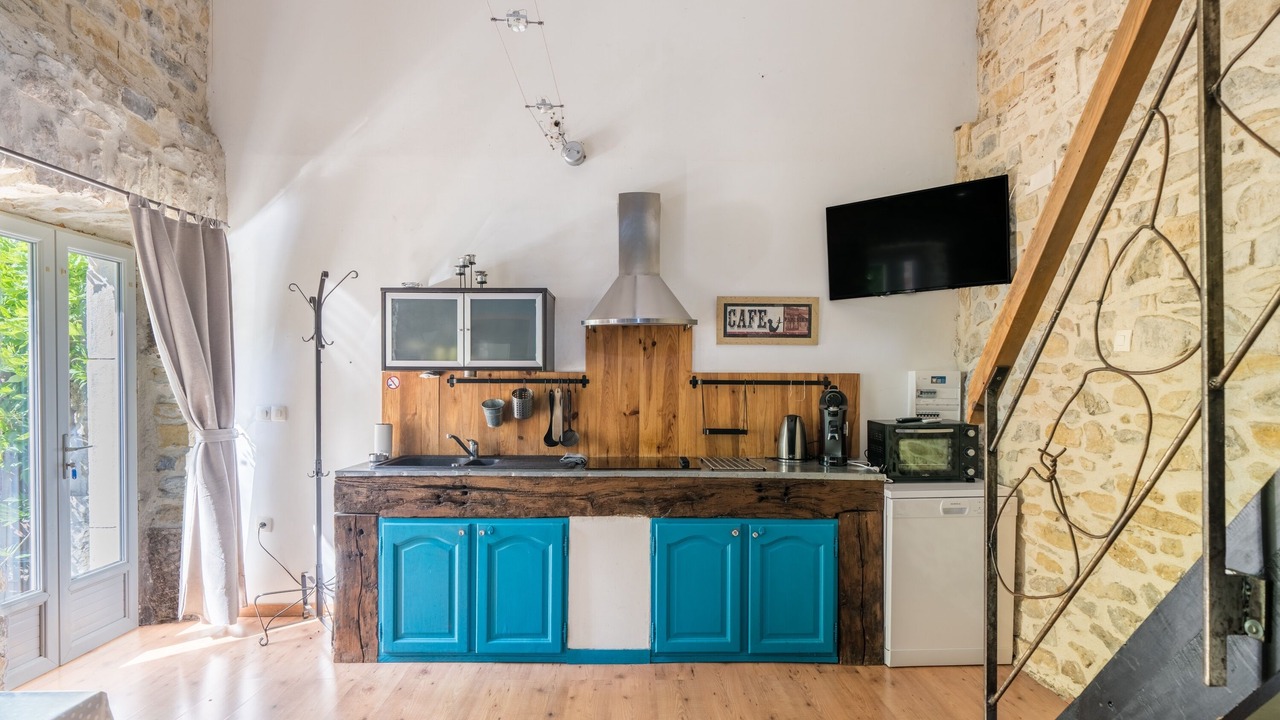 Photo of Kitchen in Saint-Alban-sous-Sampzon