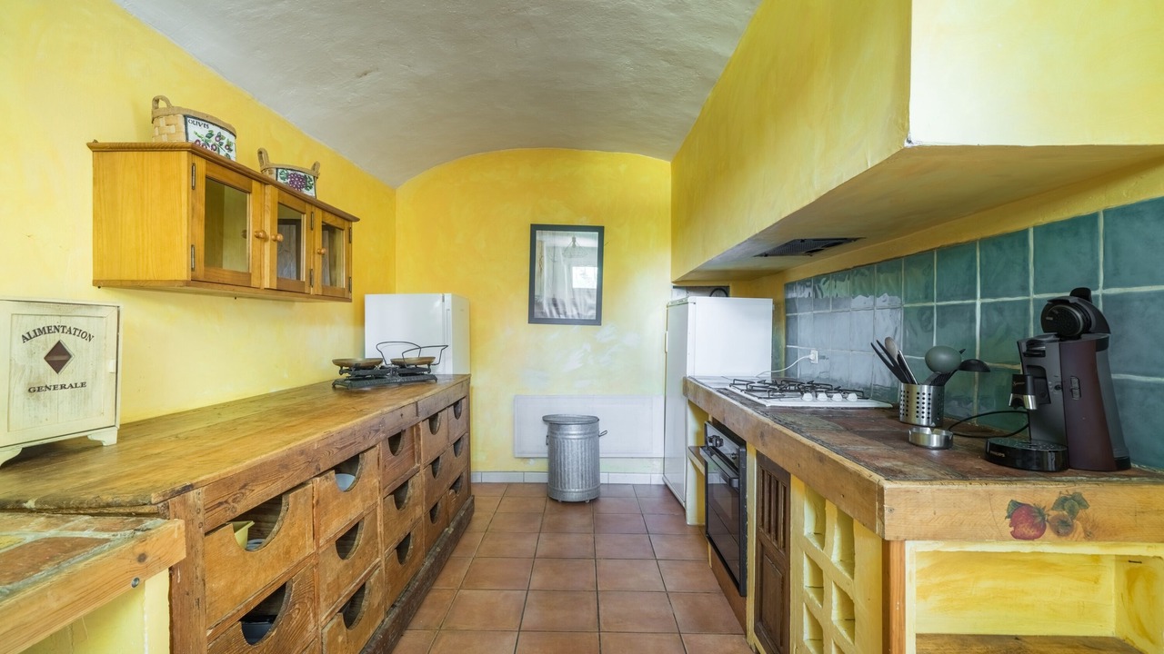Photo of Kitchen in Saint-Alban-sous-Sampzon