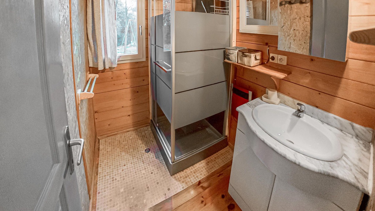 Photo of Bathroom in Saint-Jean-du-Pin
