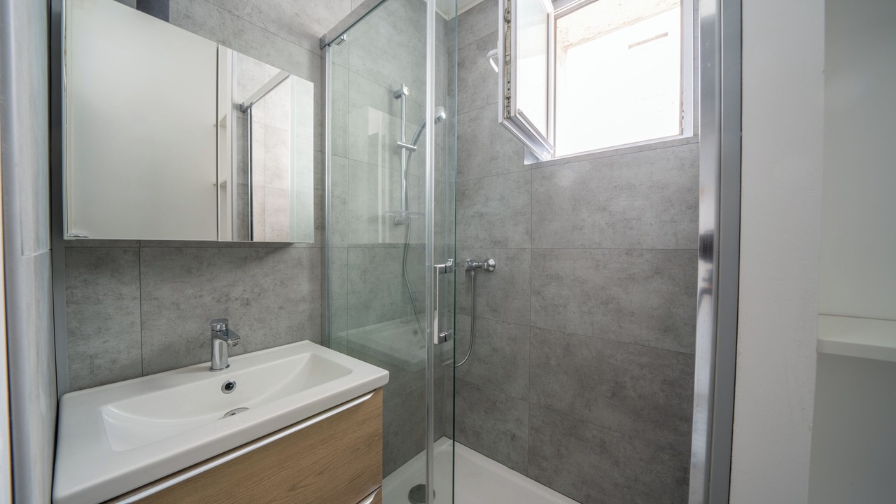 Photo of Bathroom in Gambetta