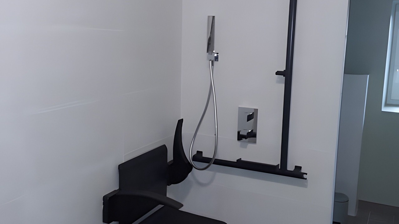 Photo of Bathroom in Marmanhac