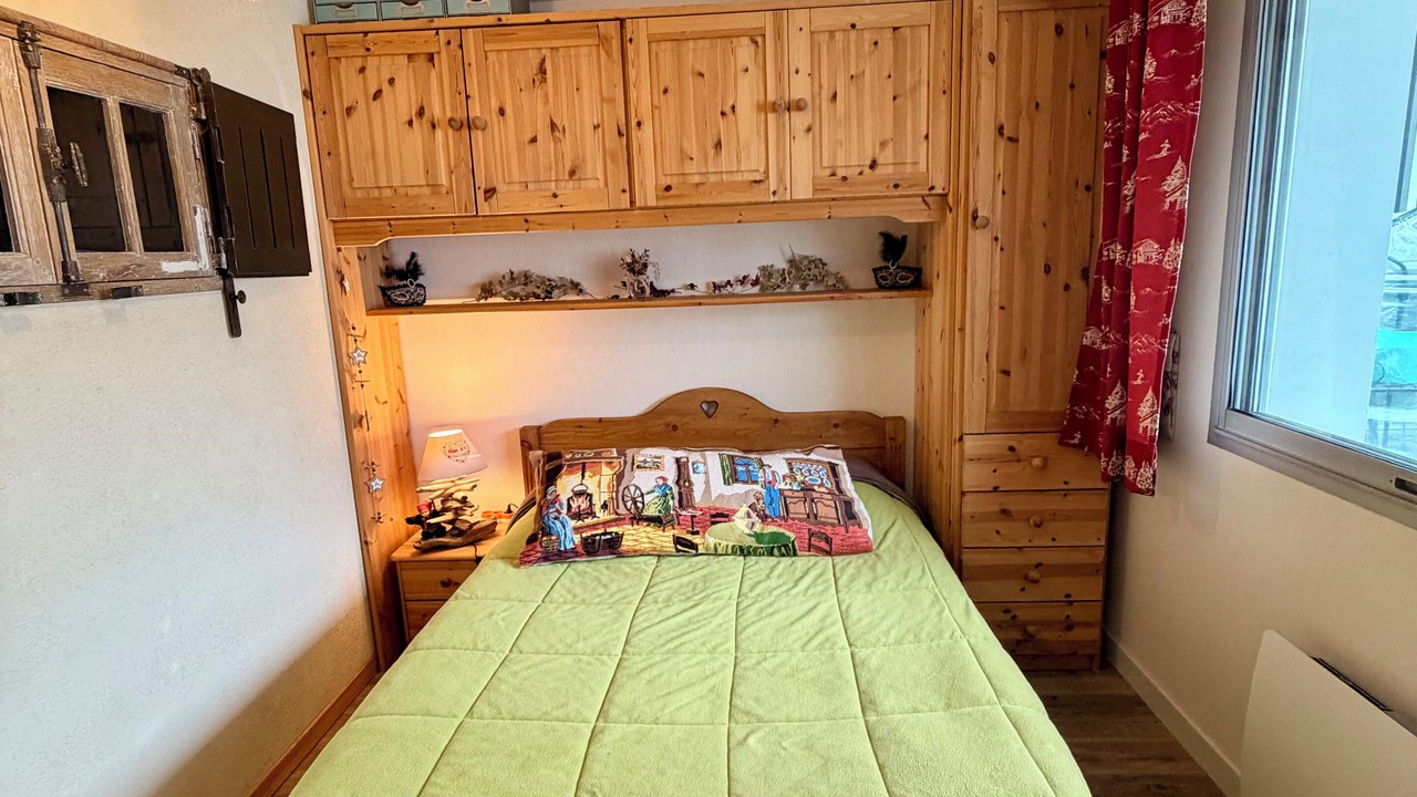 Photo of Bedroom in Saint-Jorioz