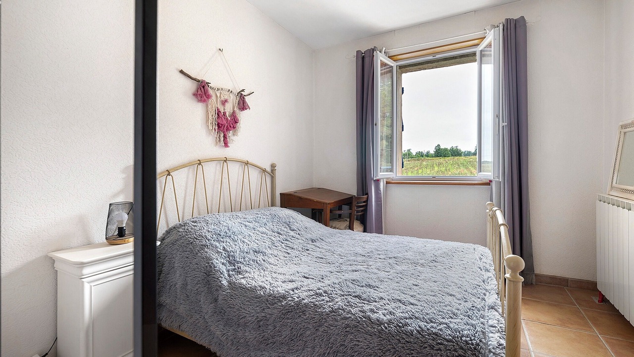 Photo of Bedroom in Monclar-de-Quercy