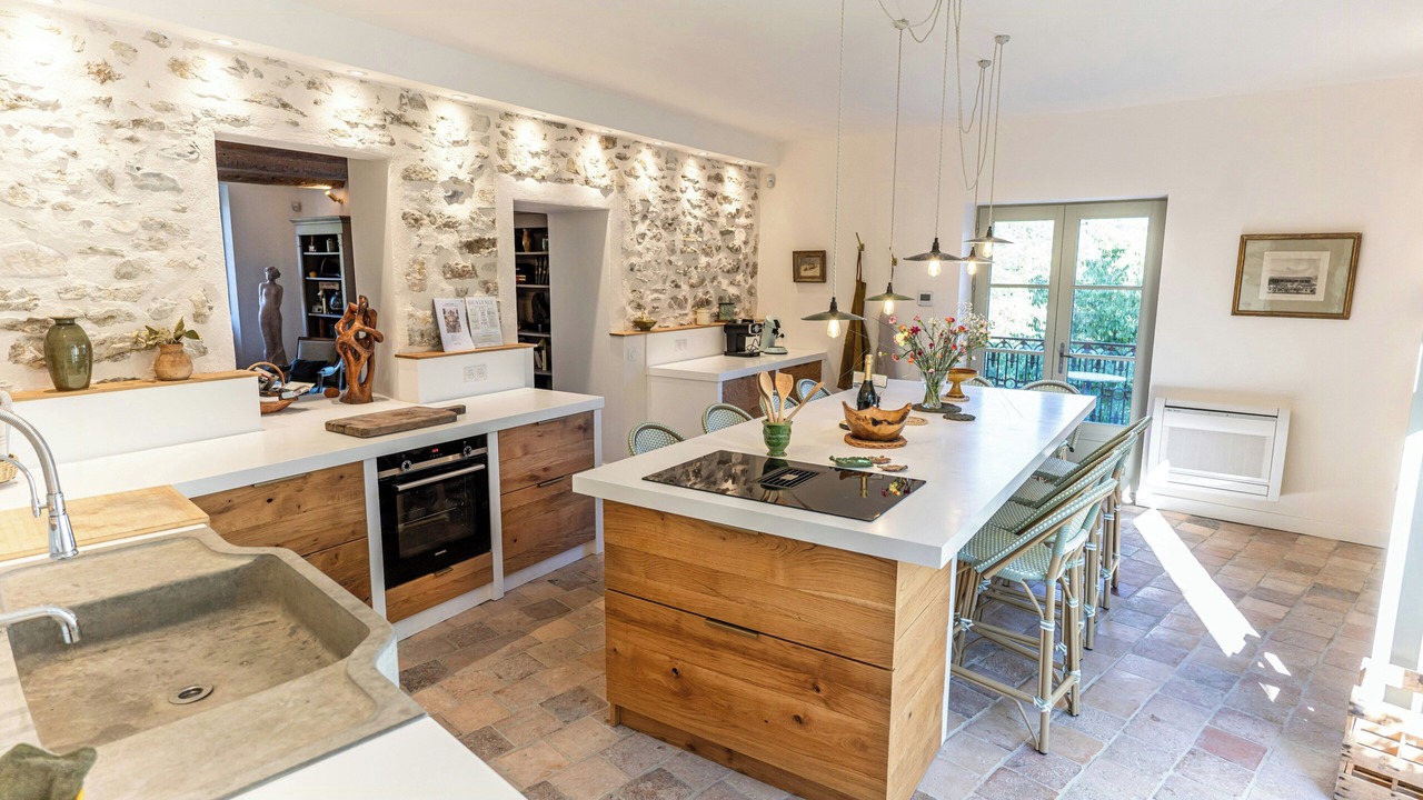 Photo of Kitchen in Mirabel-aux-Baronnies