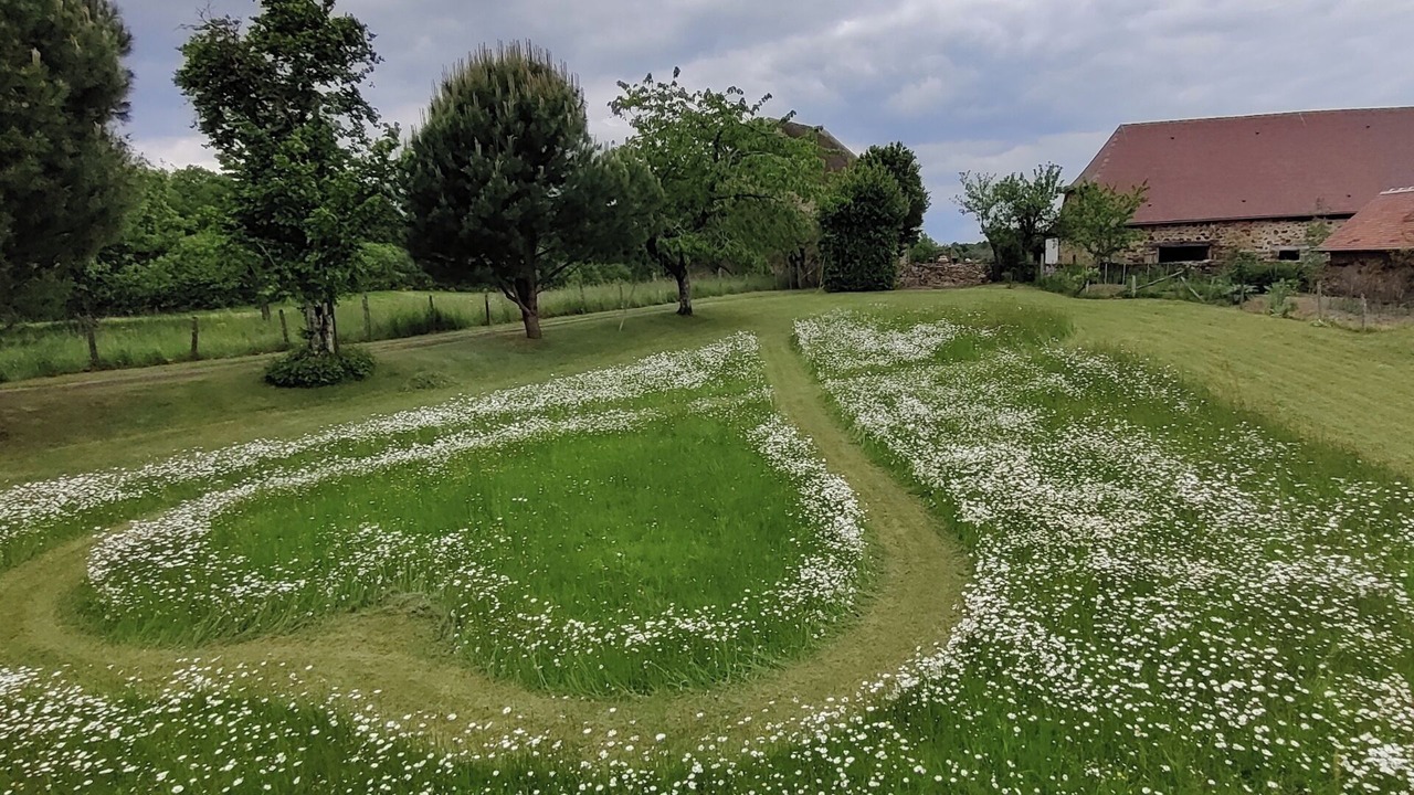Photo of Outdoor in Saint-Priest-Ligoure