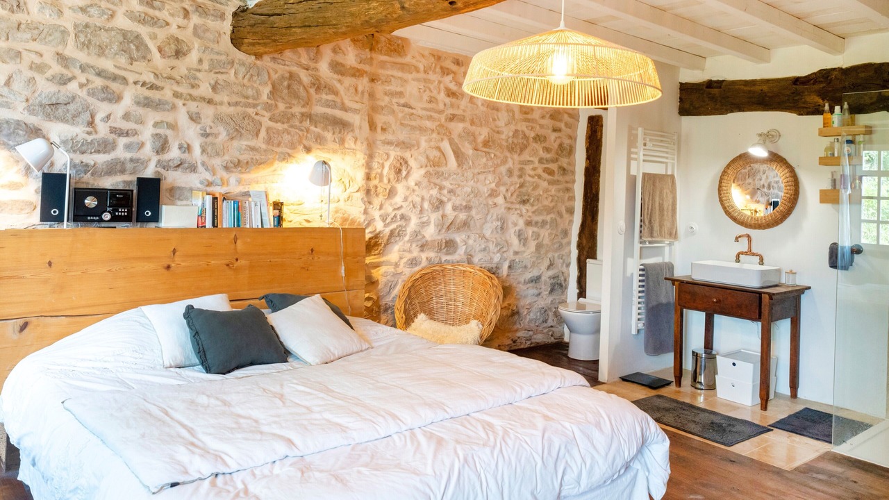 Photo of Bedroom in Sare