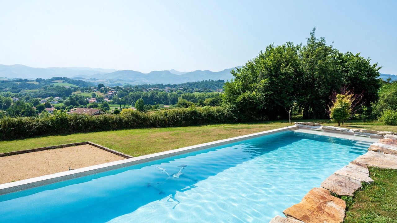 Photo of Outdoor in Sare