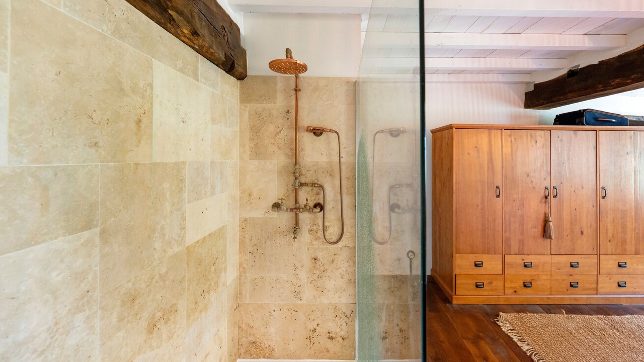 Photo of Bathroom in Sare