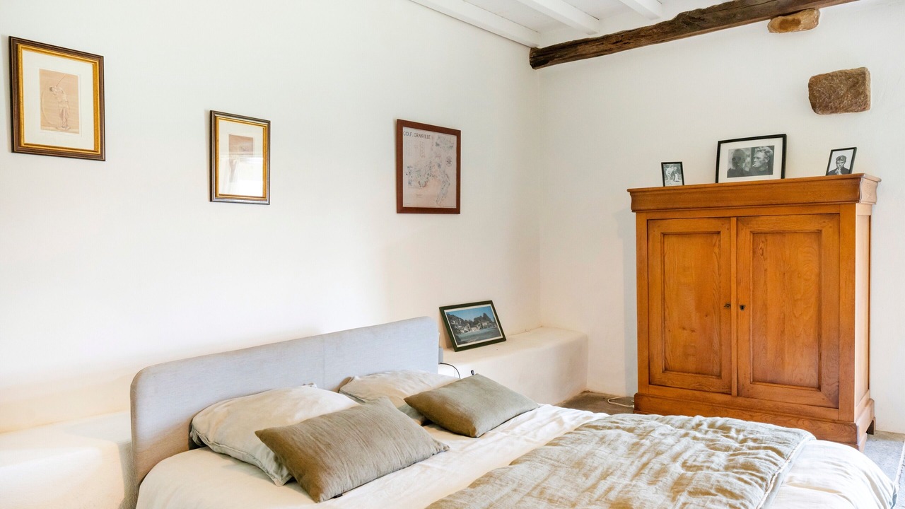 Photo of Bedroom in Sare