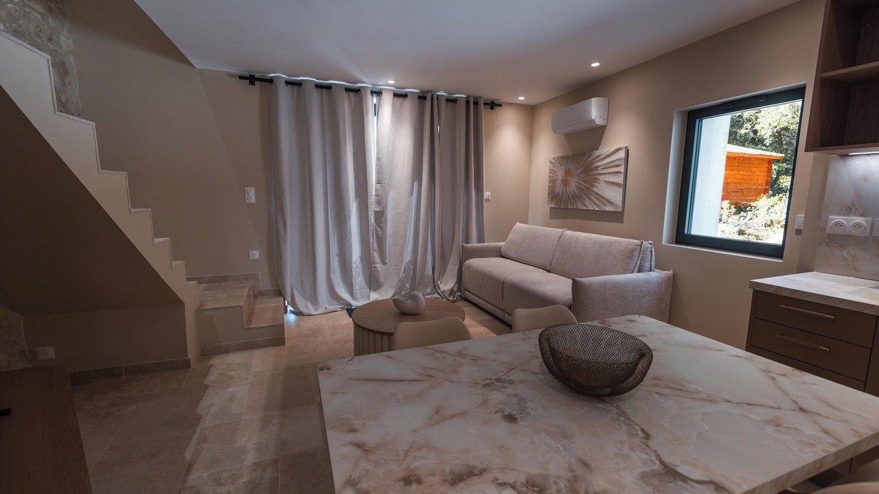 Photo of Livingroom in Condillac