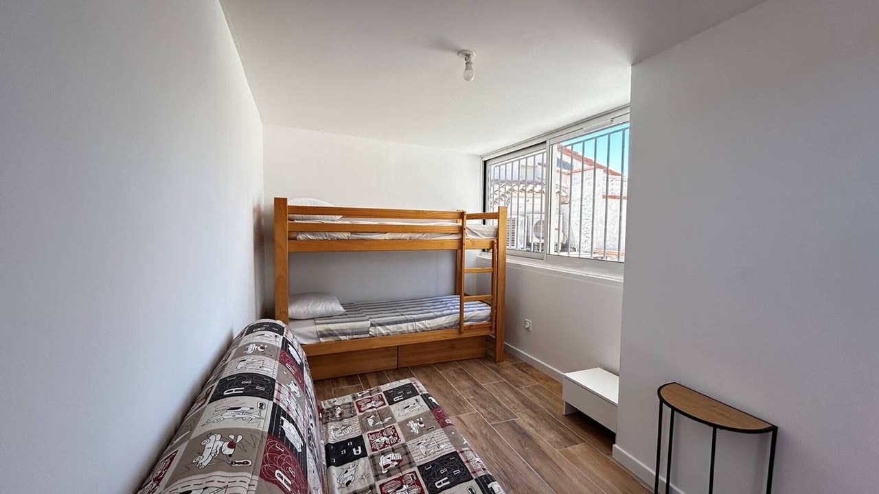 Photo of Bedroom in La Jetee