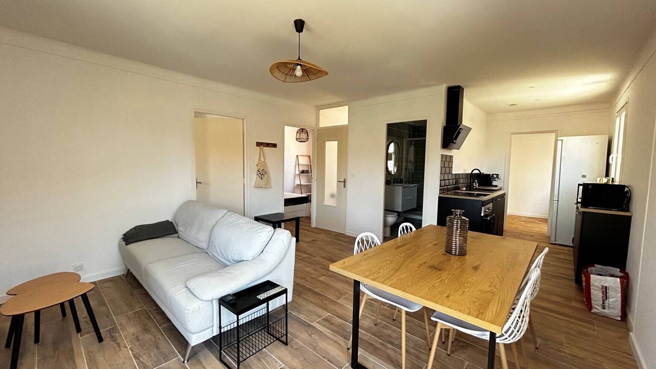 Photo of Livingroom in La Jetee